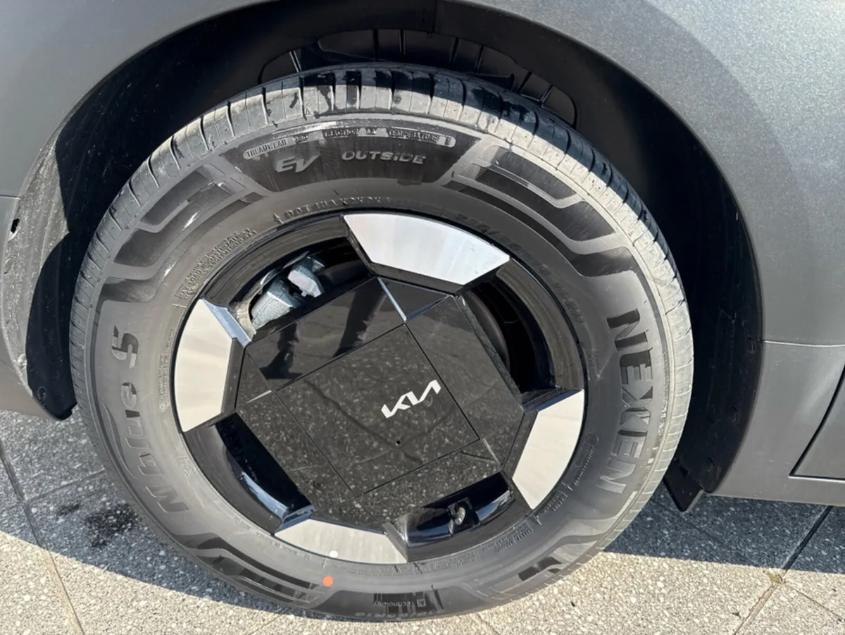 Kia PV5 K4 Passenger - Image 4