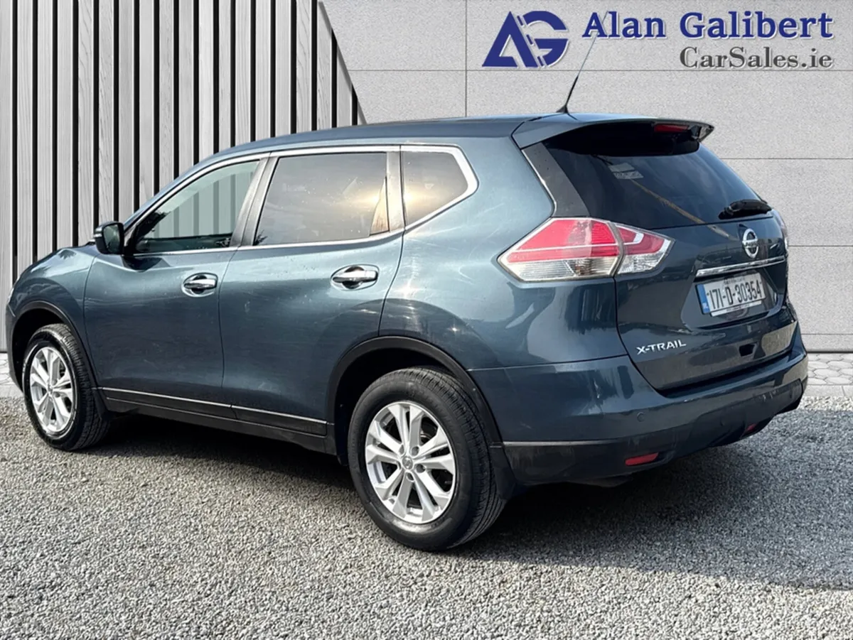 Nissan X-Trail 1.6 DSL SV 7 Seater - Image 2