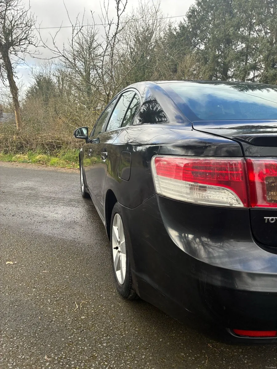 Toyots avensis - Image 4