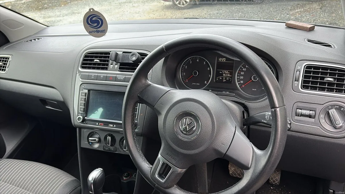 VW Polo 1.4 Automatic - Image 4