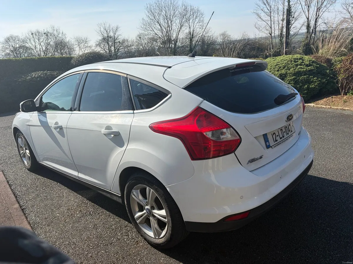 Ford Focus 2012 - Image 4