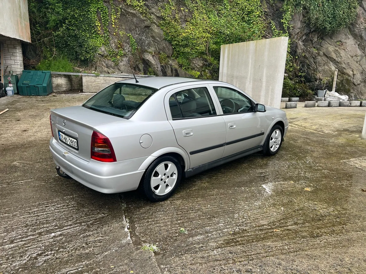 Opel Astra - Image 4