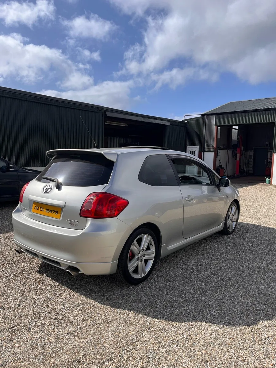 Toyota Auris Sr180 - Image 2