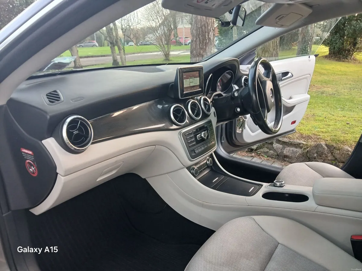 Mercedes-Benz CLA 2014 - Image 4