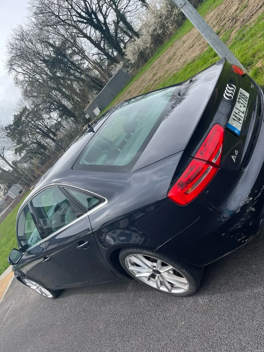 Audi A4 - Image 2