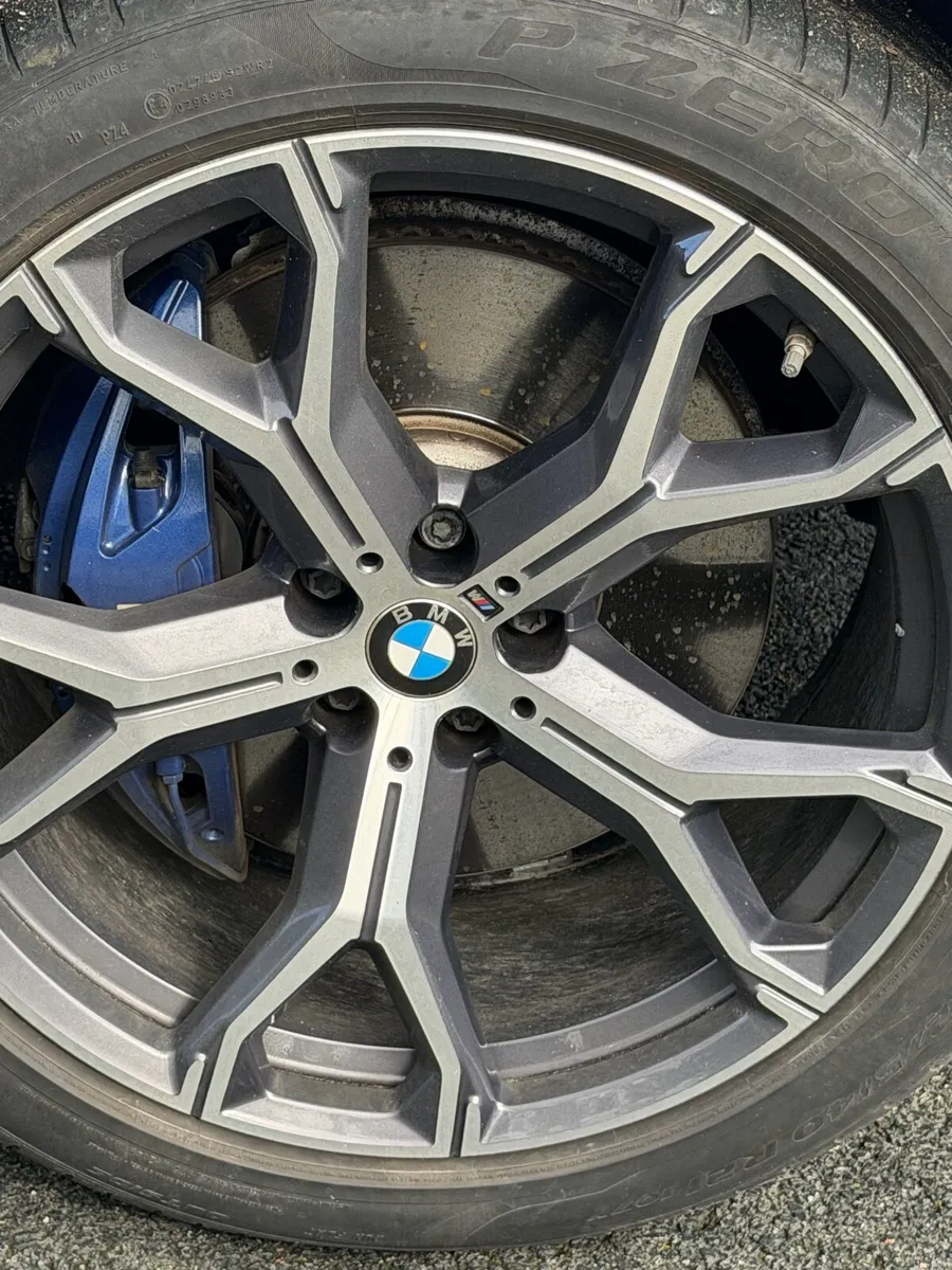 Bmw x5 2023 m sport Diesel - Image 4