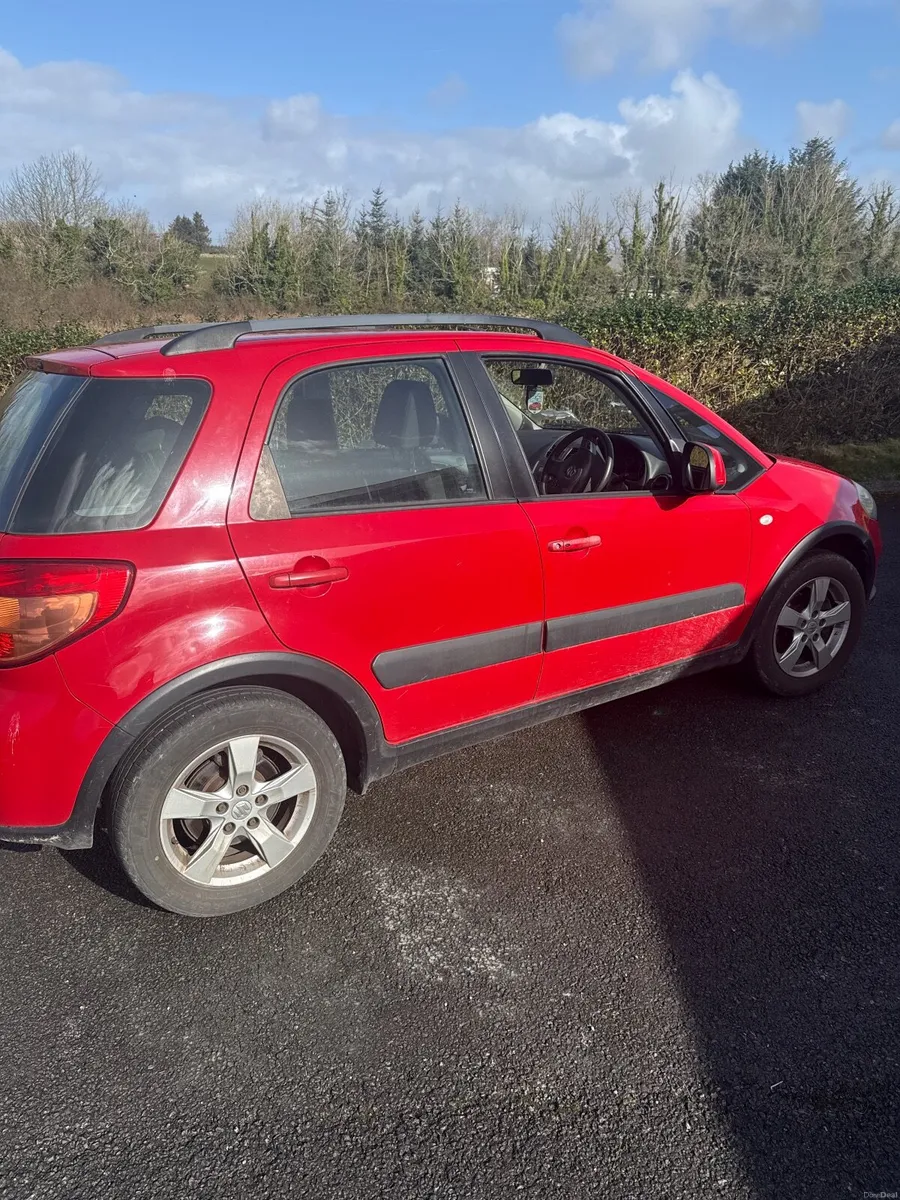 Suzuki SX4 2012 - Image 2