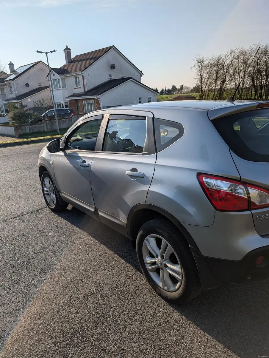 Nissan Qashqai 2012 - Image 4