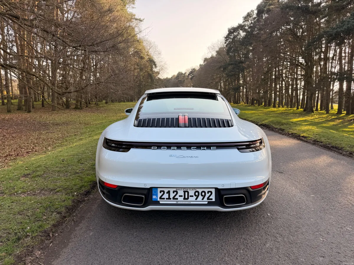 Porsche 911 2021 Very Low KM - Image 6