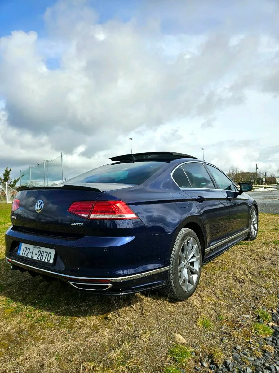 VOSWAGEN PASSAT DSG AUTO             *IMMACULATE * - Image 4
