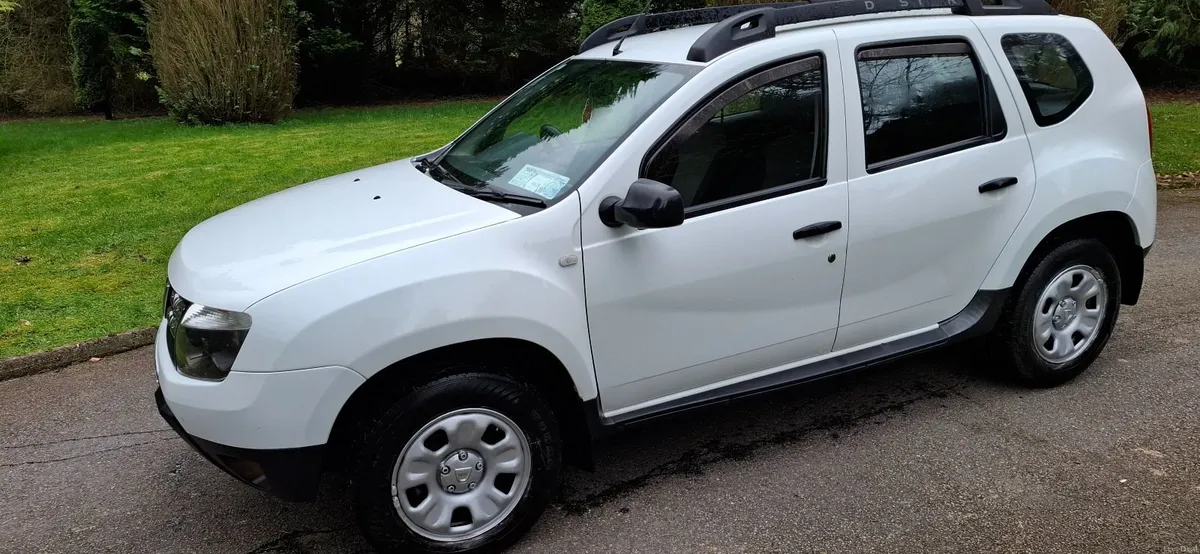 15. Dacia Duster , Diesel,  NEW NCT 5/27 - Image 4