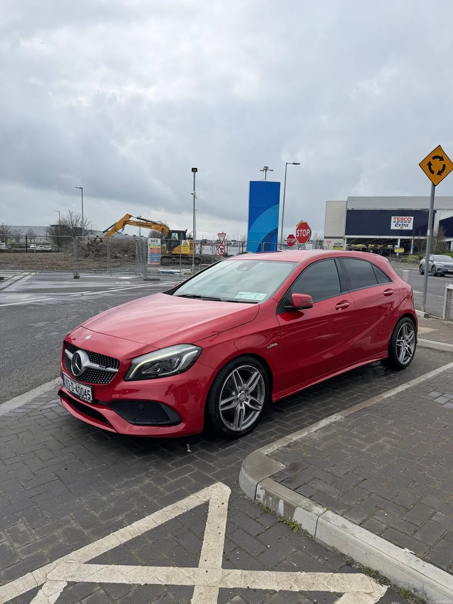 Mercedes A180 AMG LINE automatic - Image 2