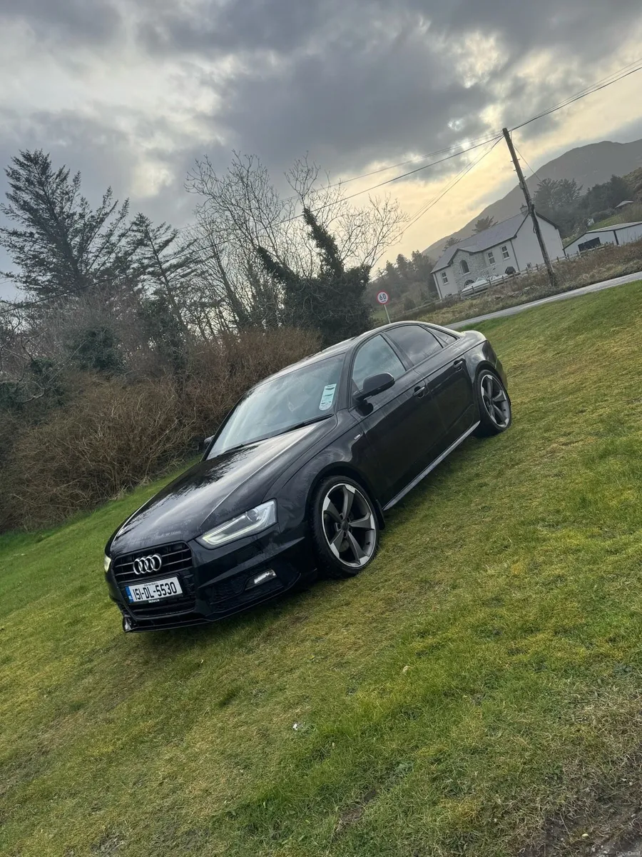 Audi A4 SLine Black Edition - Image 2