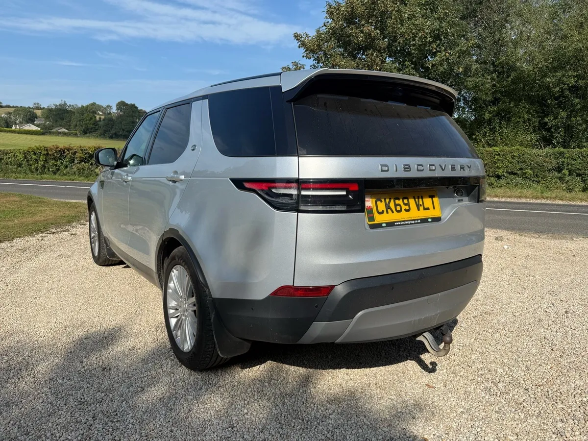 Land Rover Discovery 2019 Full MOT VAT Qualifying - Image 3