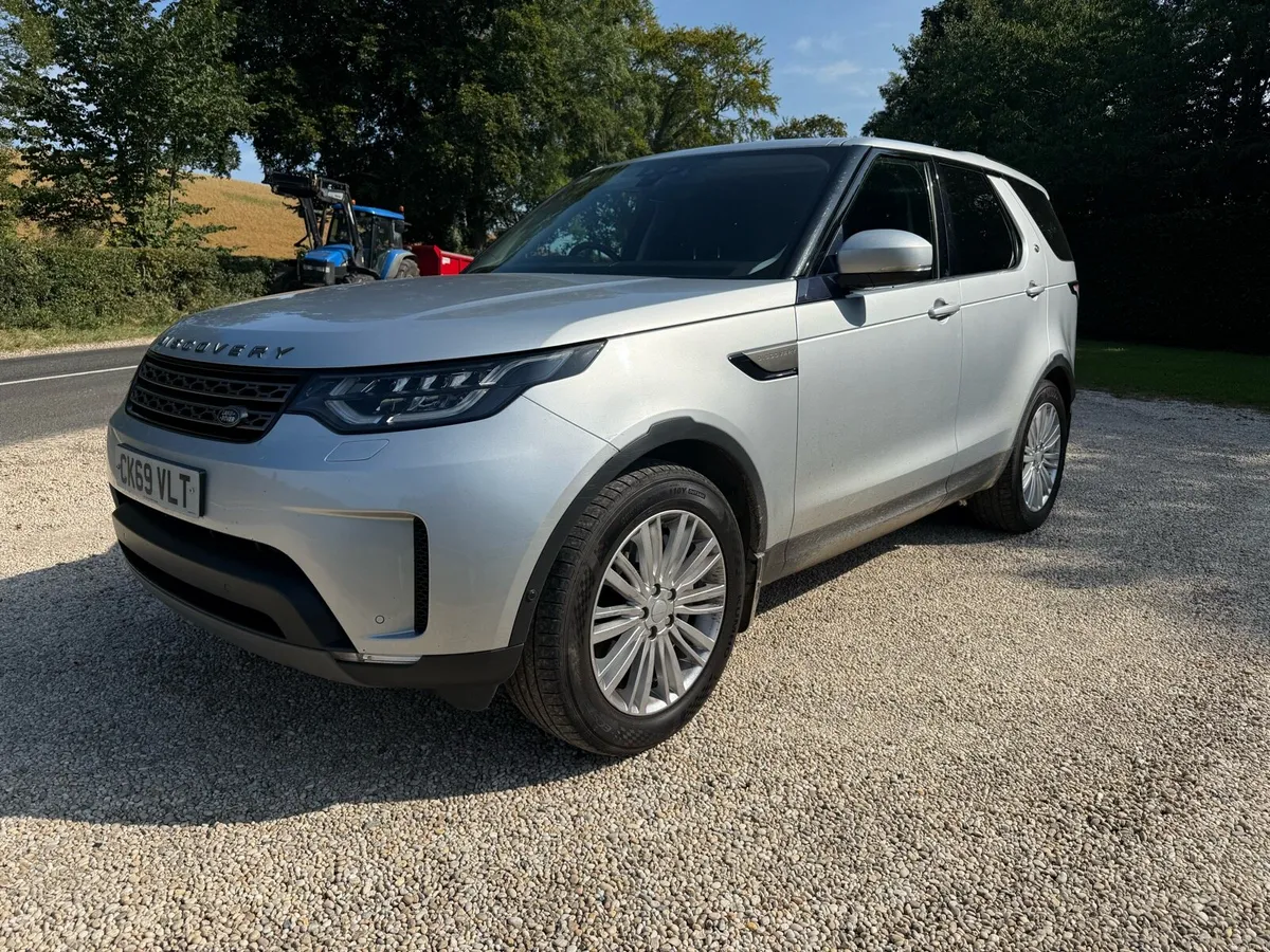 Land Rover Discovery 2019 Full MOT VAT Qualifying - Image 2