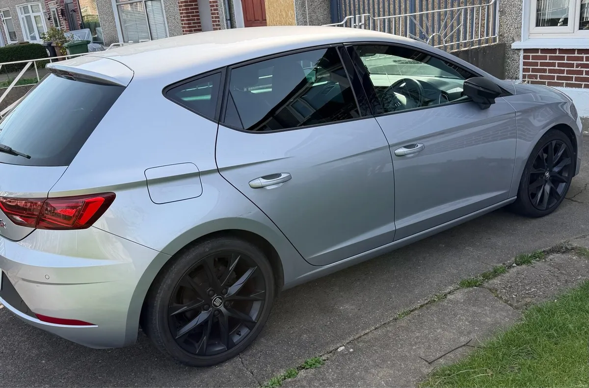 2020 SEAT Leon FR BLACK EDITION 1.5 TSI EVO - Image 1