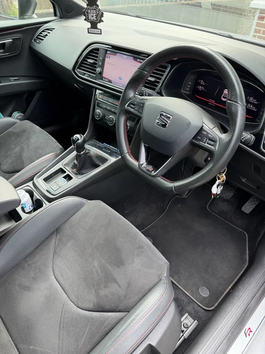 2020 SEAT Leon FR BLACK EDITION 1.5 TSI EVO - Image 4