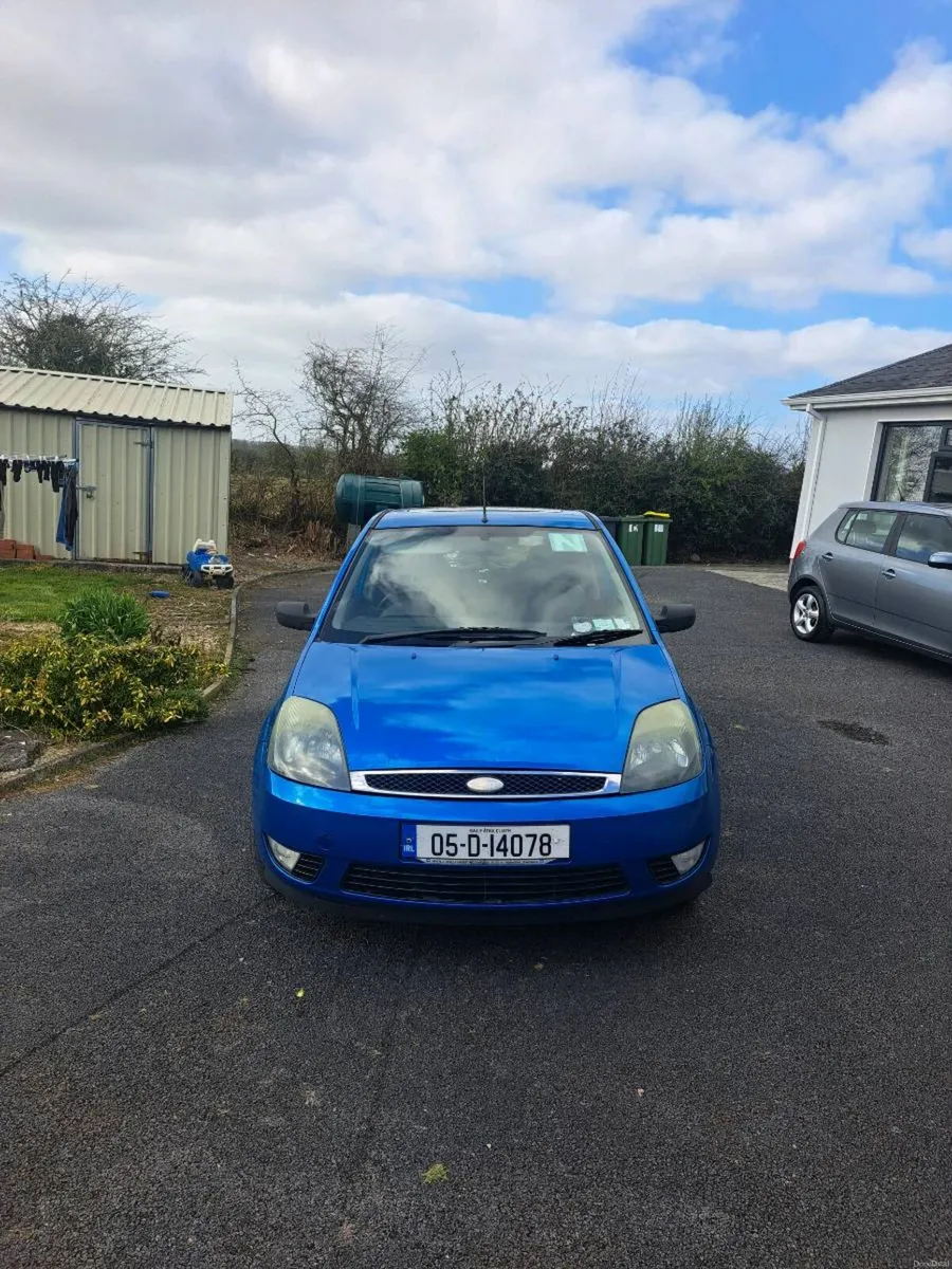 Ford Fiesta 3 door sunroof(Read Description) - Image 4