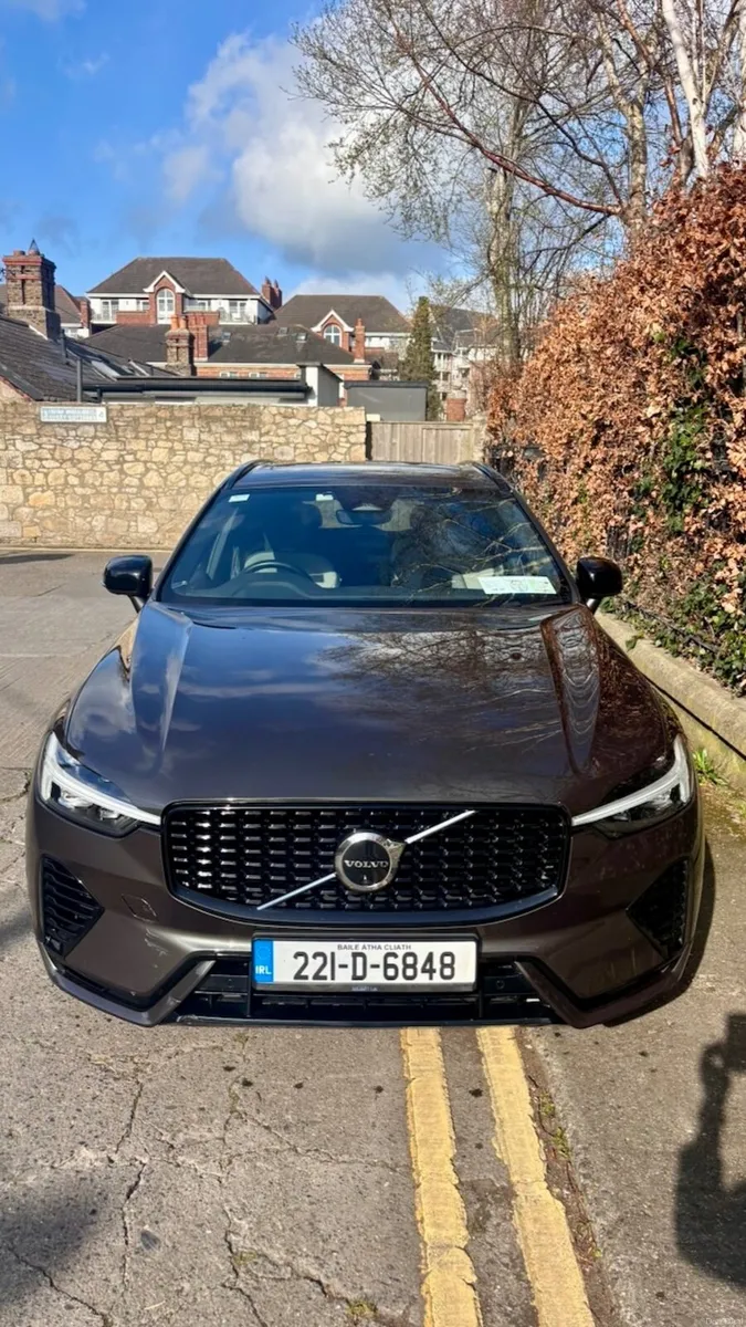 Volvo XC60 T6 Recharge R-Design (221-D) - Image 3