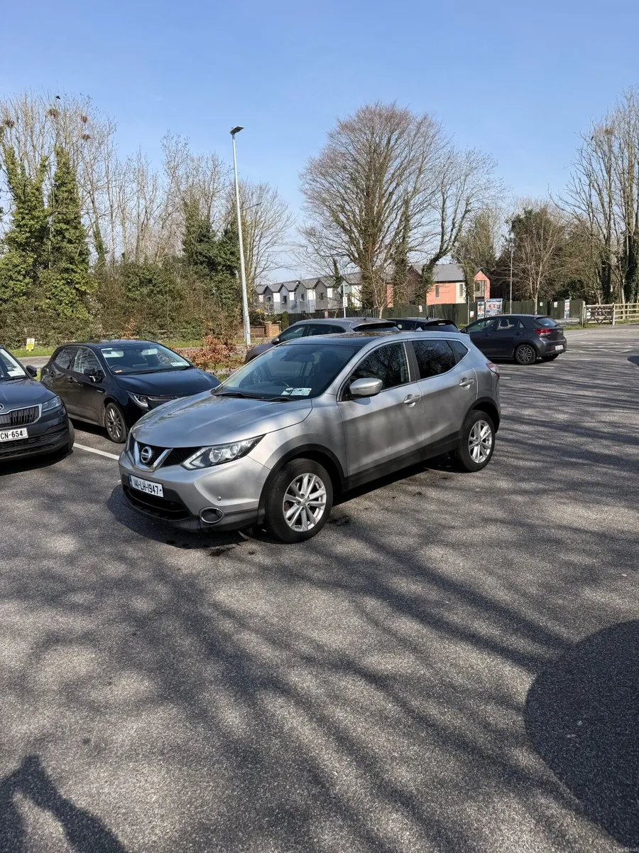 Nissan Qashqai 2014  ACENTA HIGH SPEC - Image 2