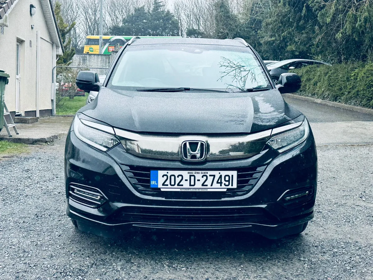 Honda Vezel 2020 1.5 Hybrid Auto 28000 KM ONLY - Image 2