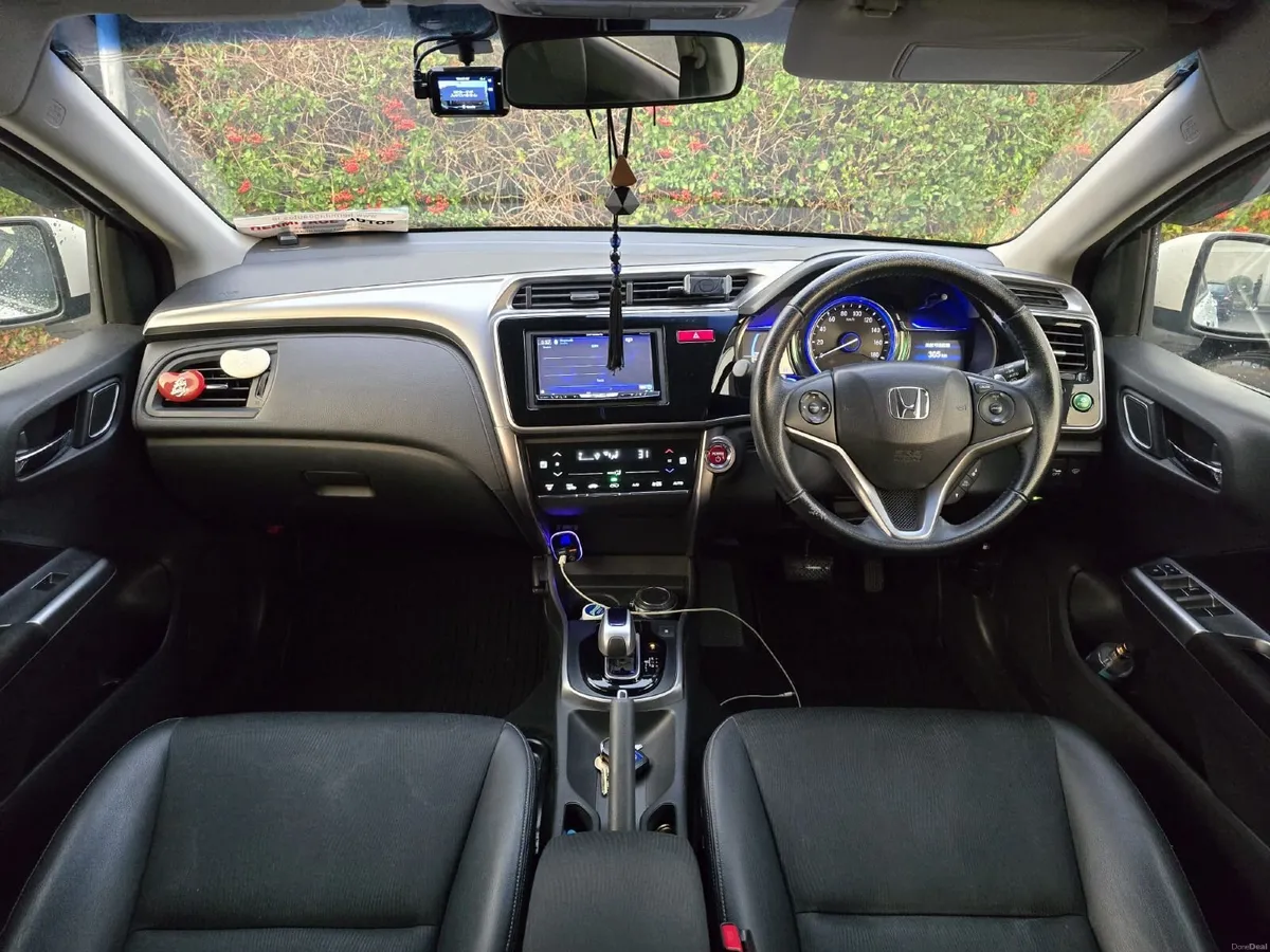 Honda Grace 2015 - Image 2