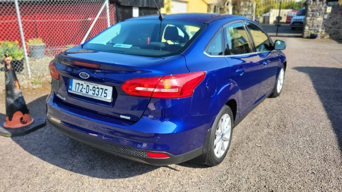 Ford Focus 1.0 Titanium Ecoboost  125PS - Image 2