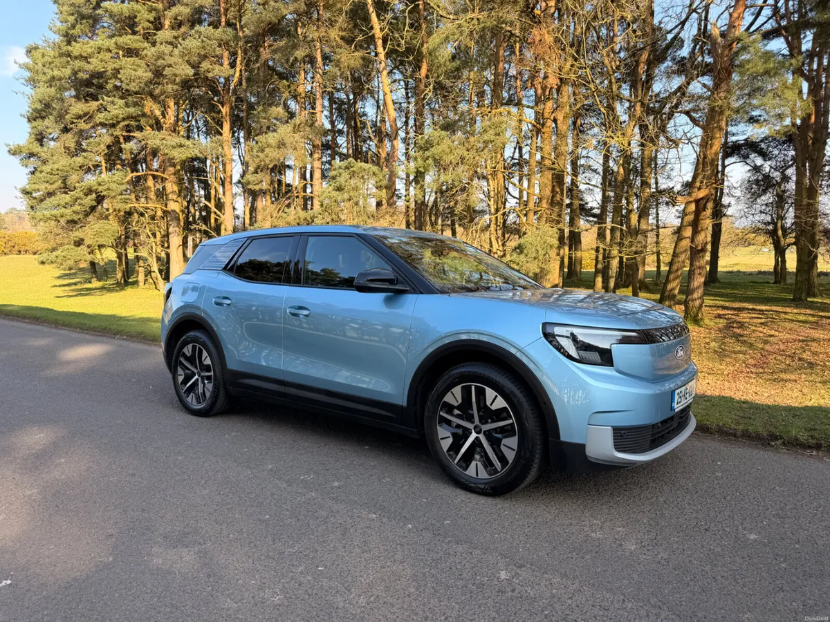 Ford Explorer 2025 Extended Range Factory Options - Image 1