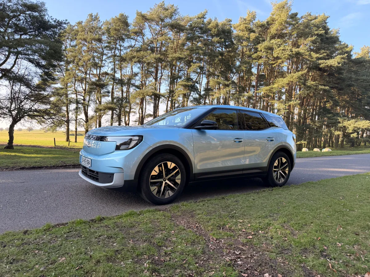 Ford Explorer 2025 Extended Range Factory Options - Image 3