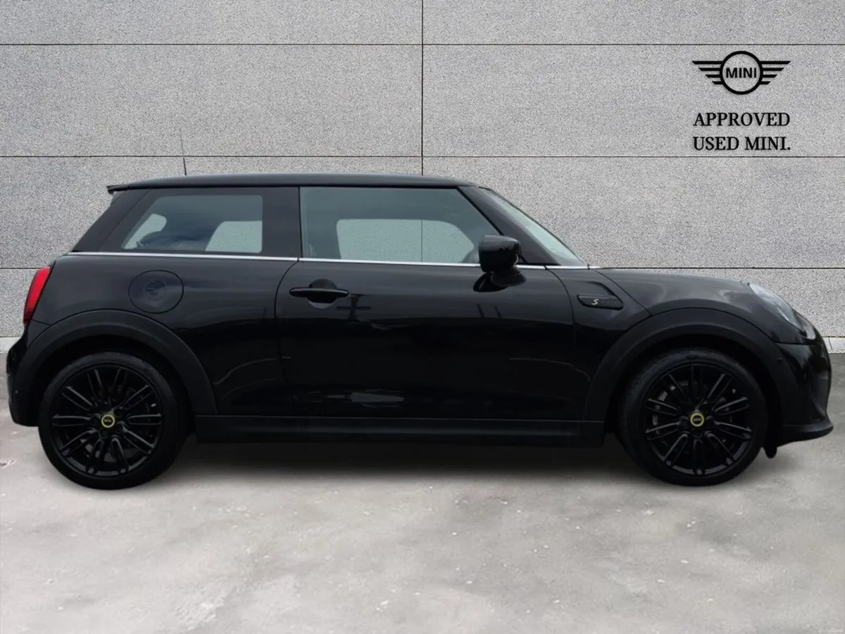 Mini Cooper Electric Shadow Edition - Image 4