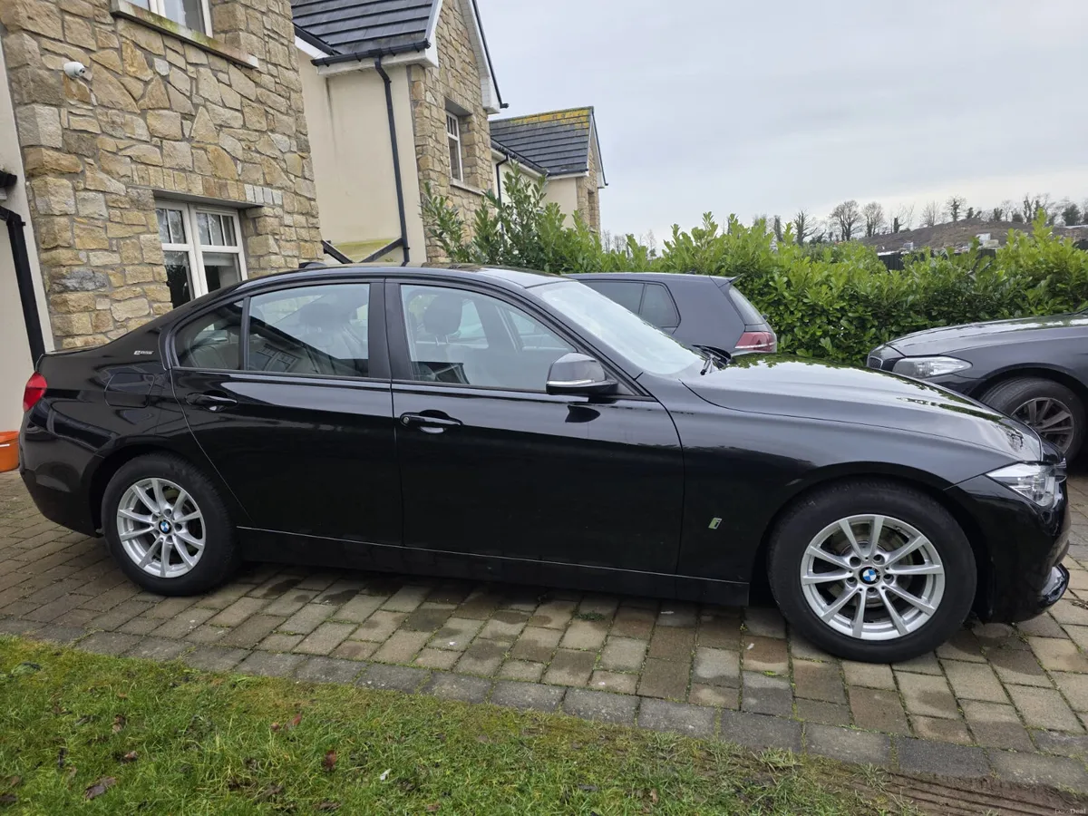 BMW 3-Series 2018 330e full main dealer history - Image 6