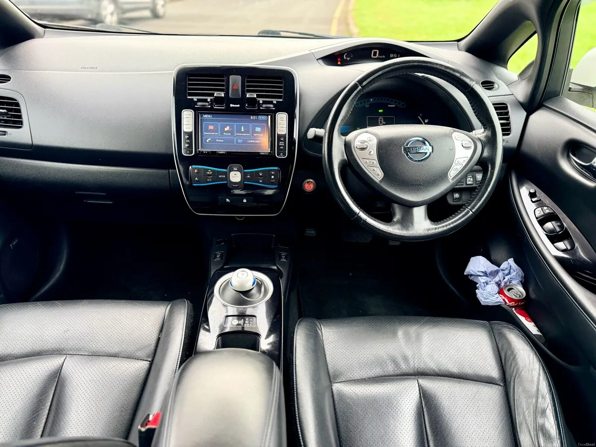 2014 Nissan Leaf SV Premium - Image 2