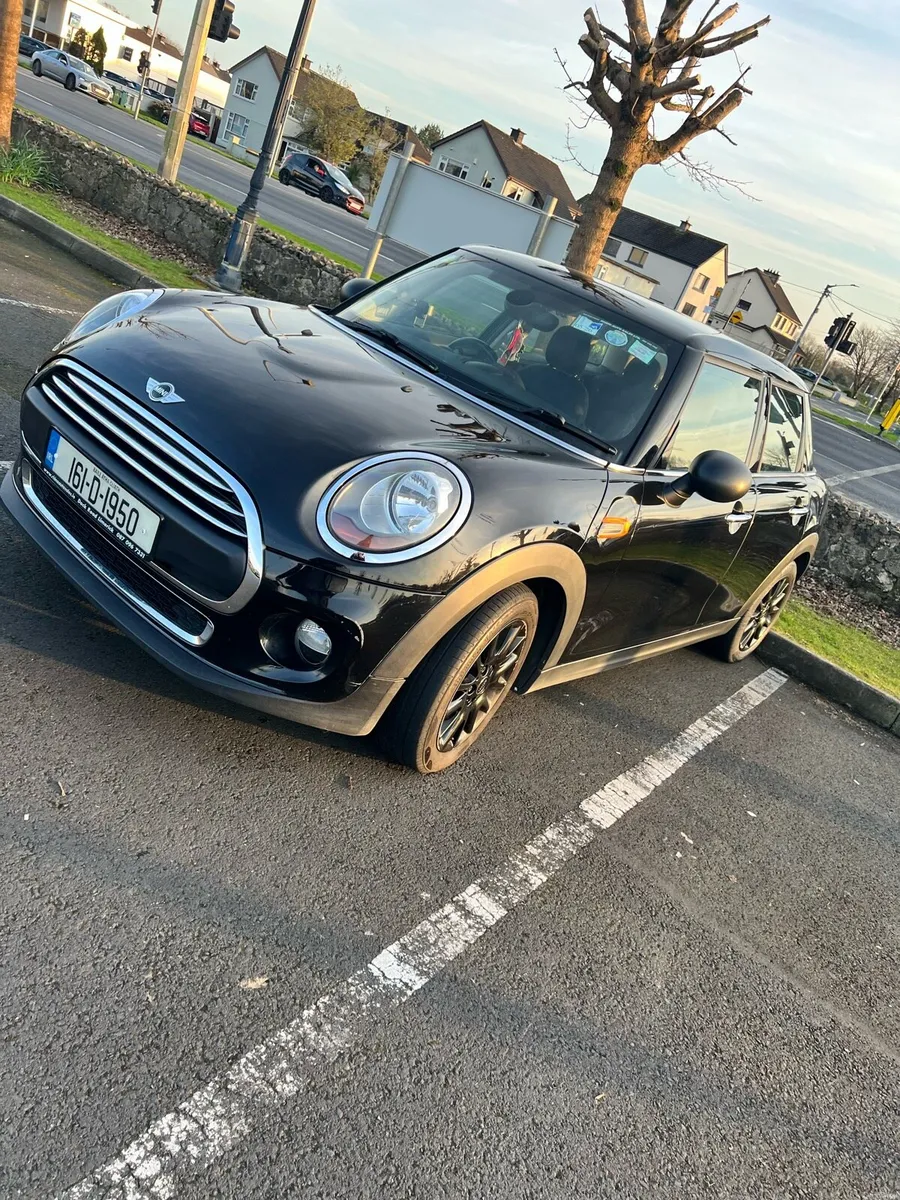 Mini Cooper - Image 2