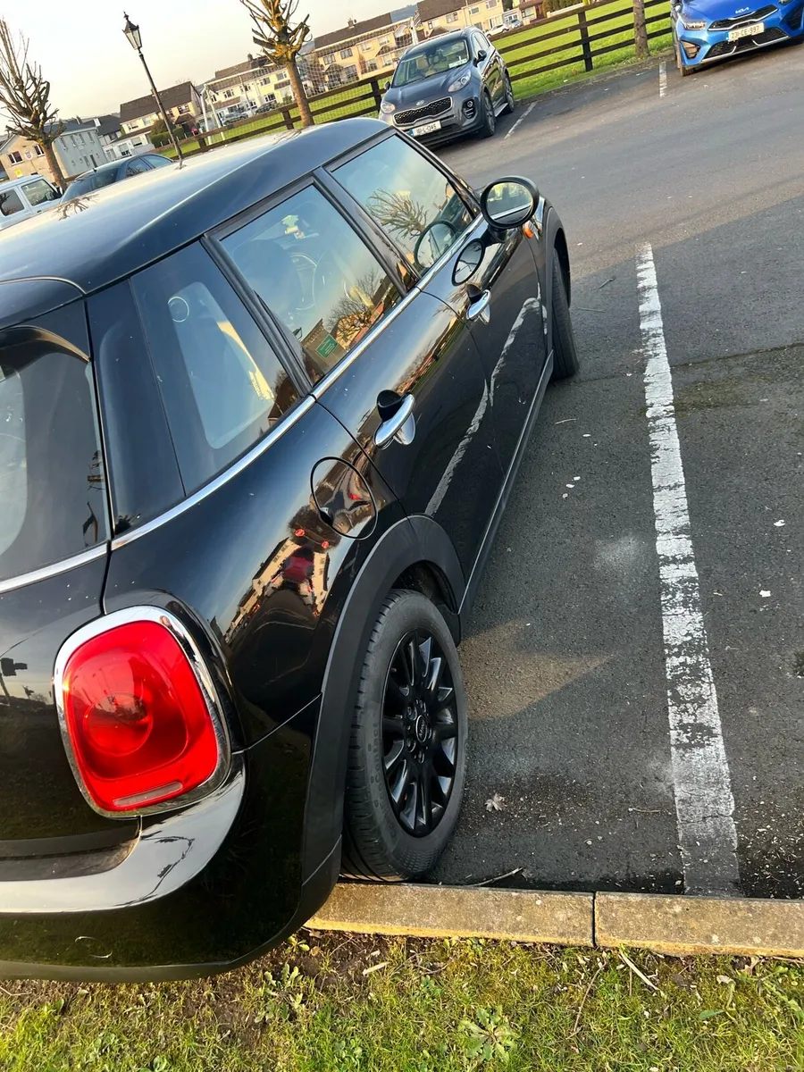 Mini Cooper - Image 4