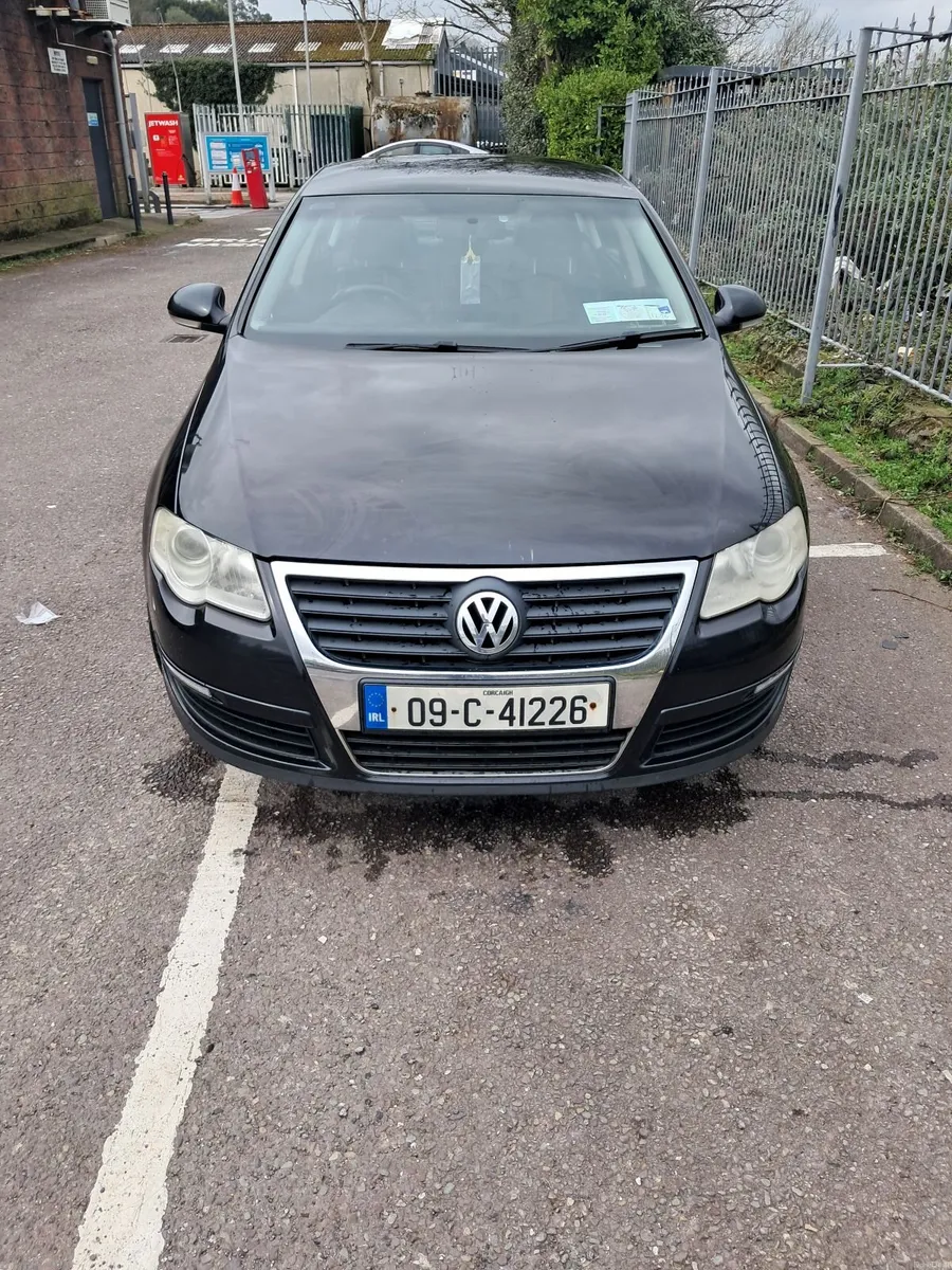 Volkswagen Passat 2009 - Image 3
