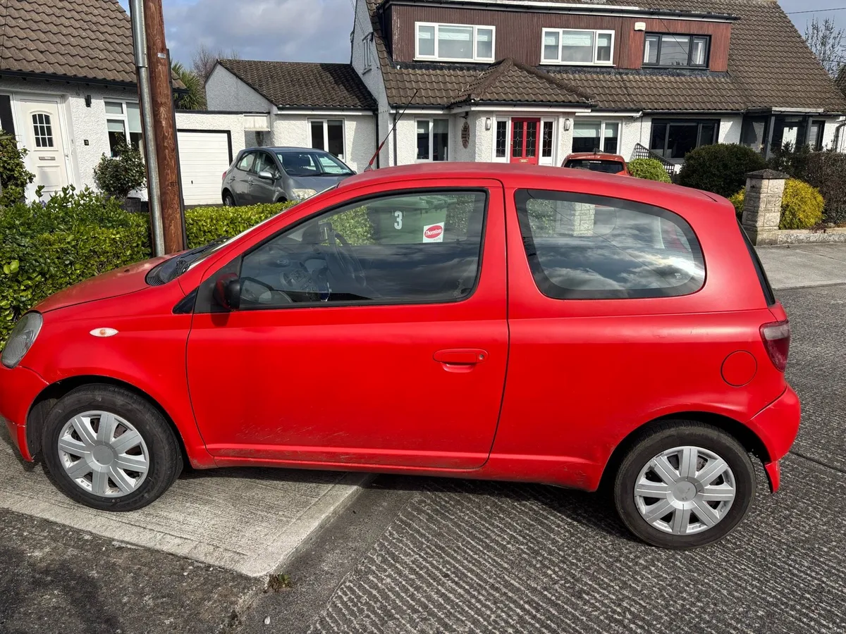 Toyota Yaris - Image 4