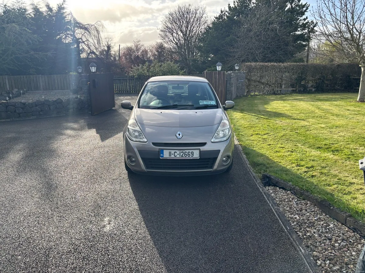 Renault Clio - 2011 - Image 2