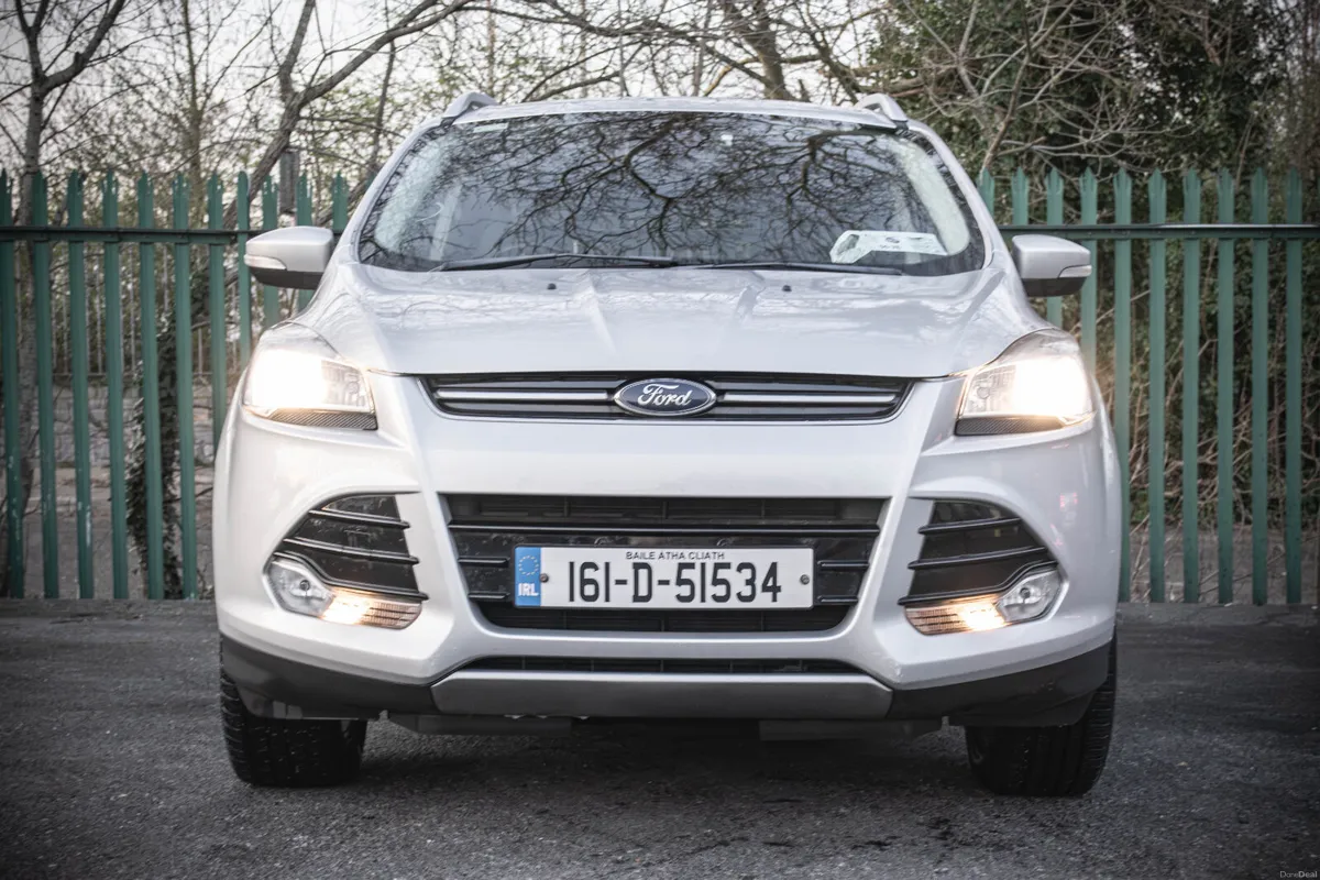 2016 Ford Kuga 2.0 TDCI Titanium * LOW MILEAGE* - Image 2