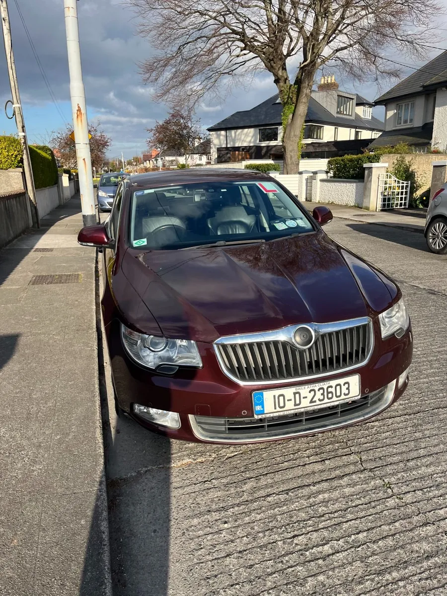 Skoda Superb 2010 - Image 1