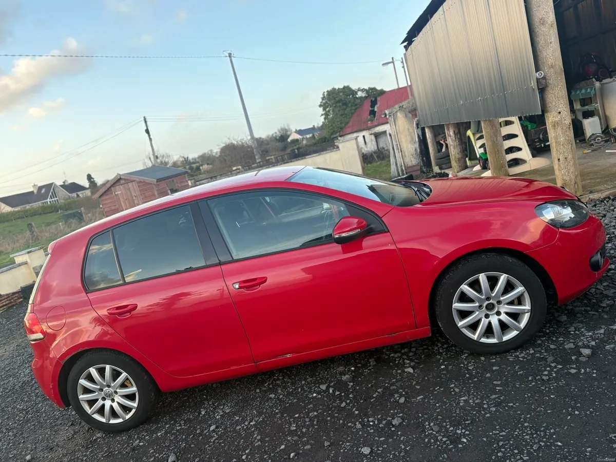 Volkswagen Golf - Image 2