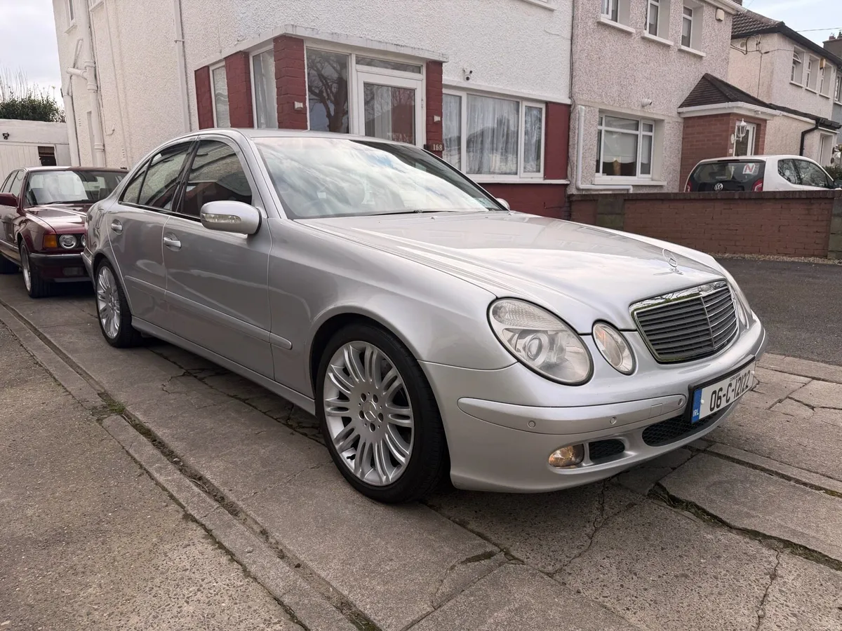 Mercedes benz w211 - Image 2