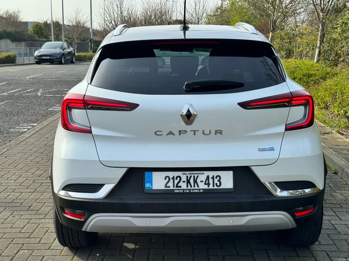 212 RENAULT CAPTURE 1.6 HYBRID PHEV AUTOMATIC - Image 4