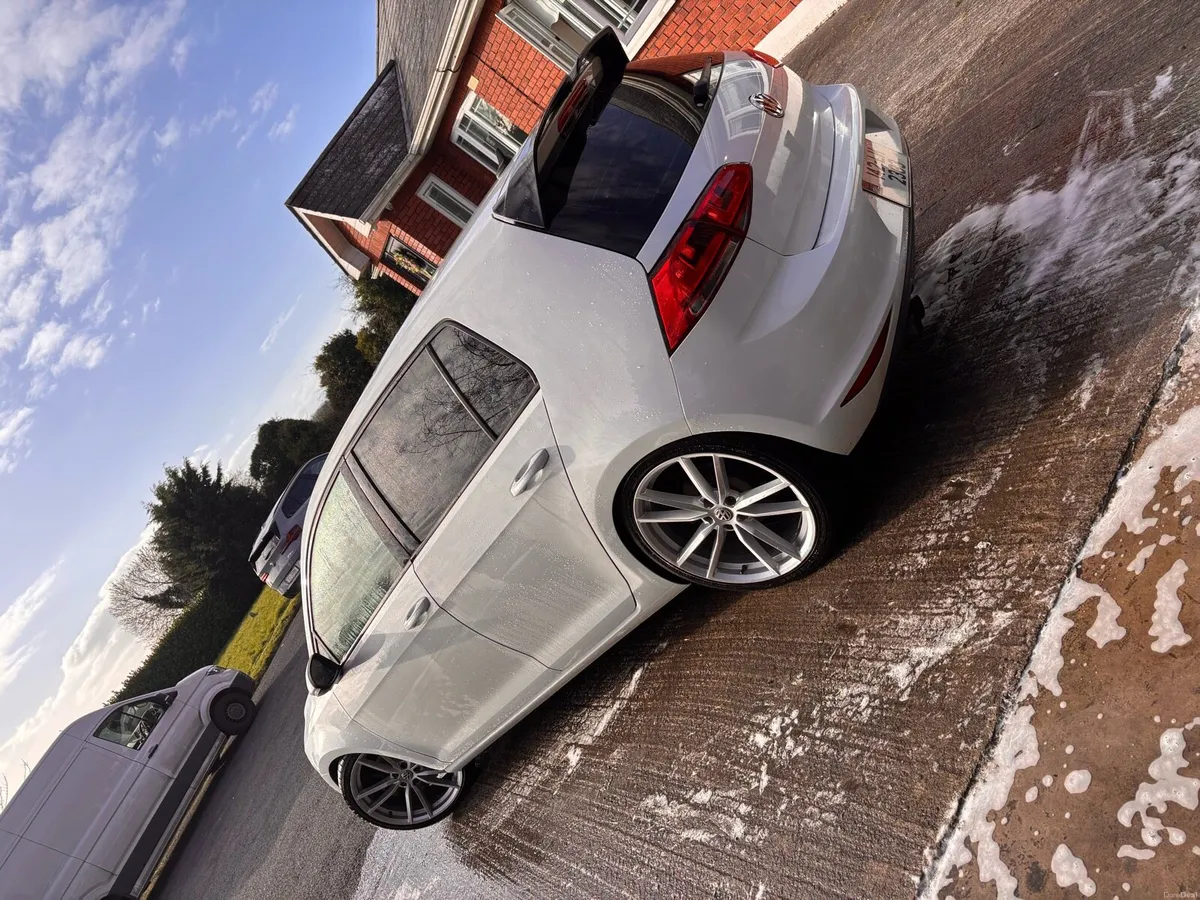💎Volkswagen Golf 1.4TSI DSG Auto Highline💎 - Image 4