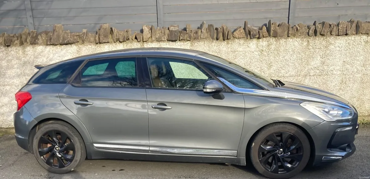 Citroen DS 5 2012 - Image 2