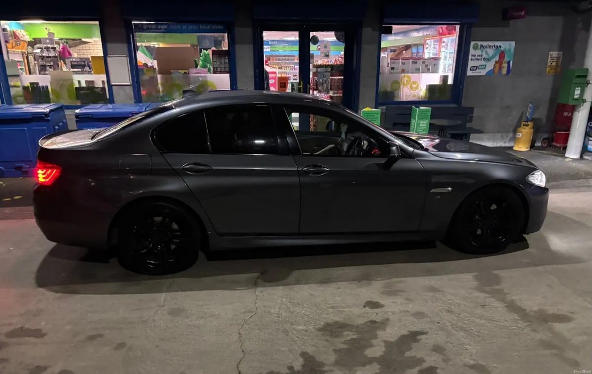 BMW 5-Series 2016 - Image 3