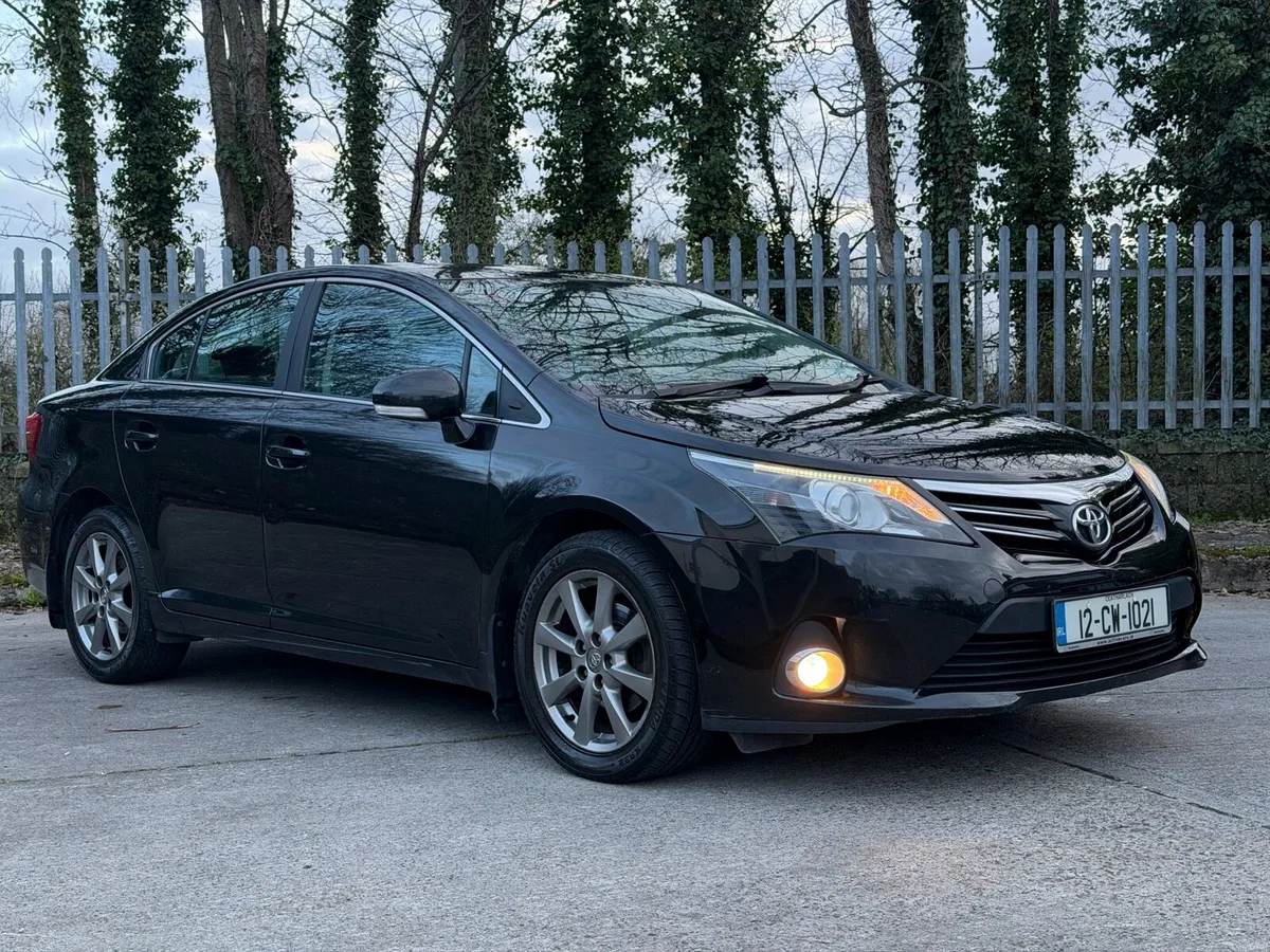 2012 Toyota Avensis D4D 2.0 - Image 2