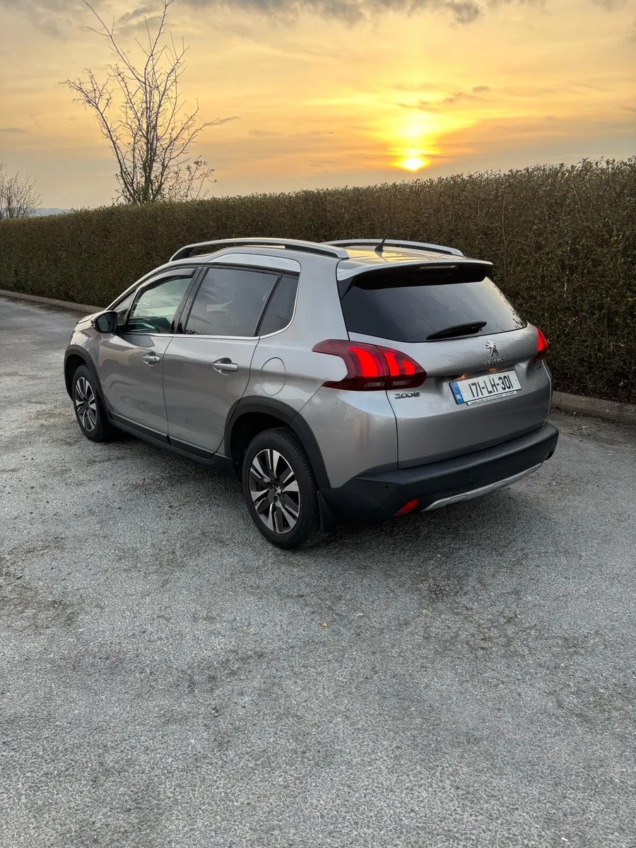 Peugeot 2008 - Image 4