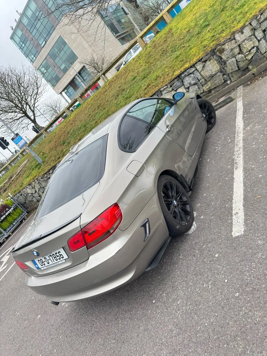 BMW 320i Bronze Automatic 2008 E92 - Image 1