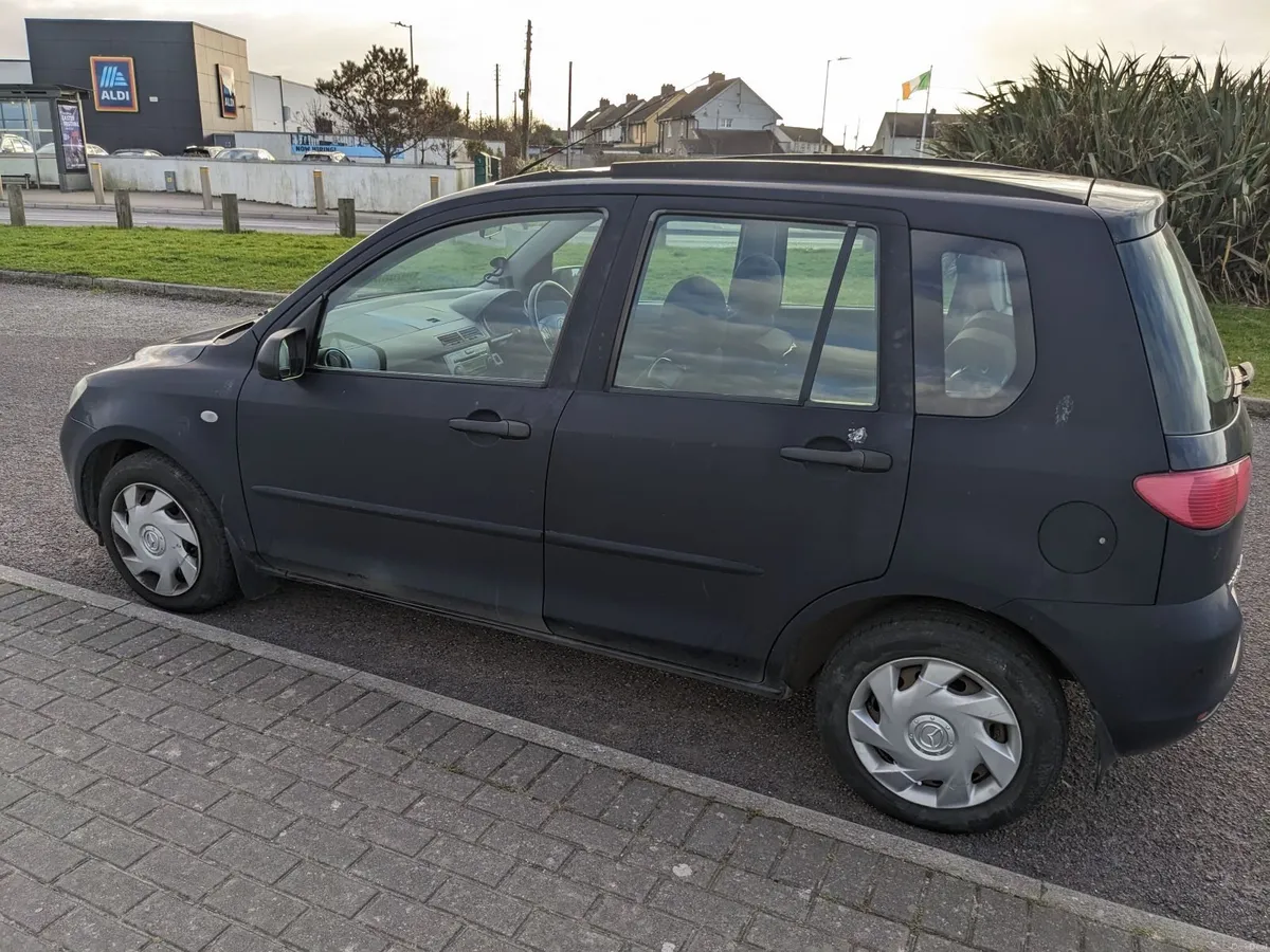 Mazda Mazda2 2004 - Image 3