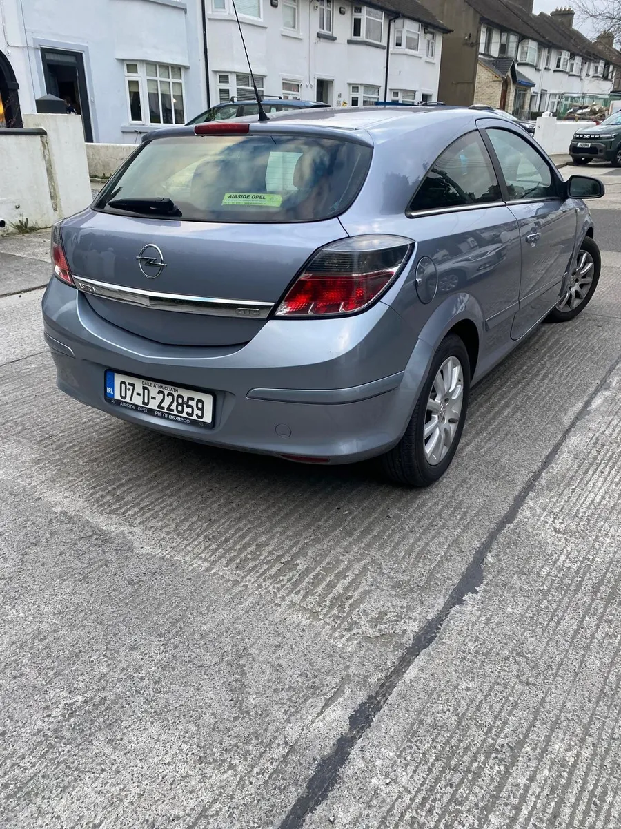 Opel Astra, 1.4 Design, 52K, NctD 02/27, 2007 - Image 2